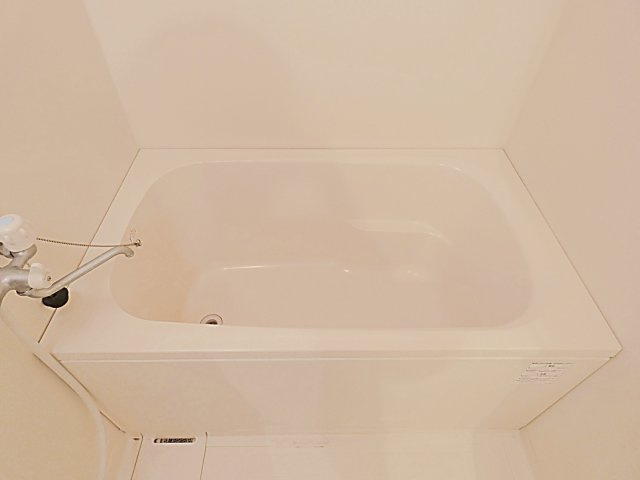 ロージュサクラの浴室