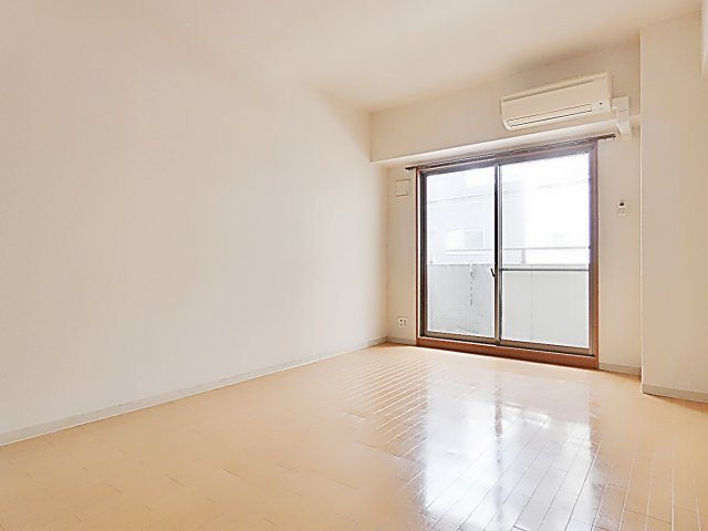 ロージュサクラの居間・リビング