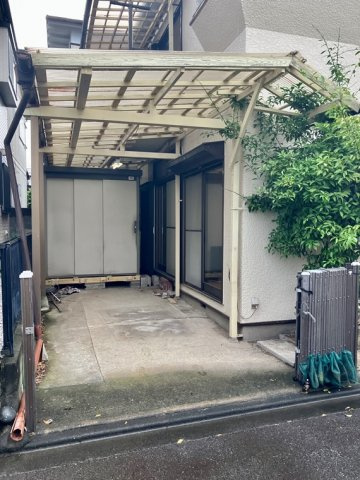 大野台戸建の駐車場