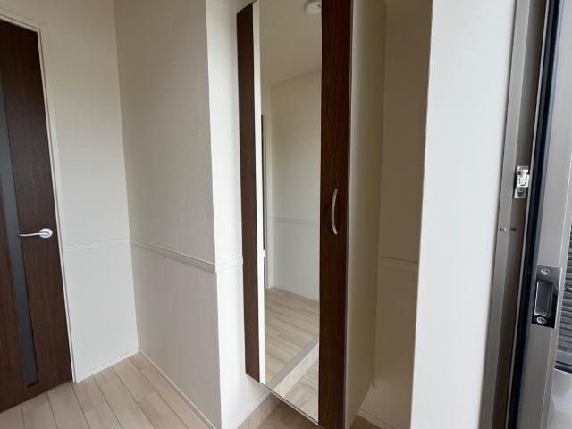 富山市掛尾町新築アパートの収納|下駄箱（イメージ）