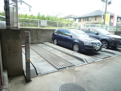 駐車場（空き、サイズ要確認）