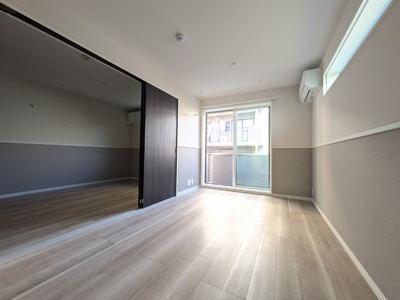 広いリビングでレイアウトもしやすいですね