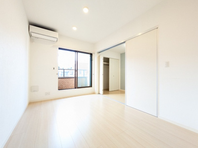 ※クリーニング前の写真です。