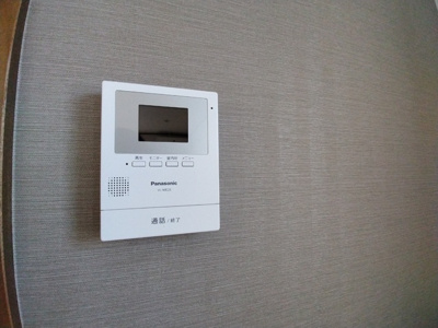 ★訪問者の顔が見えるTVモニターホン★