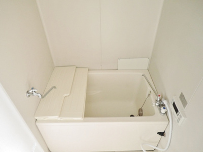 お風呂のふたは設備ではありません