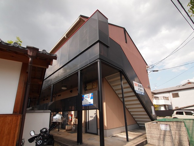 グリーンハイツの外観