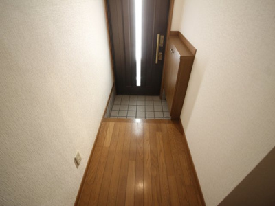 【玄関】 | グリーンメモリアパートIII