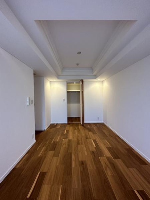 【洋室】 | 松濤ガーデン