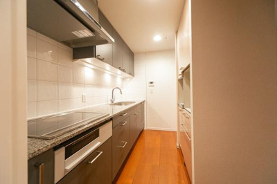 【キッチン】 | THE TOKYO TOWERS シータワー
