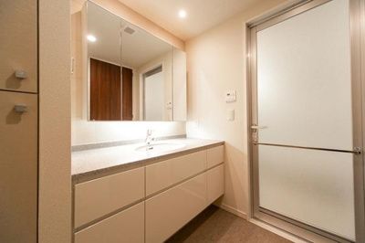 【洗面所】 | THE TOKYO TOWERS シータワー