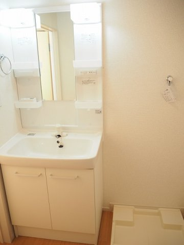 エルドラードⅡの洗面所|広い洗面スペース