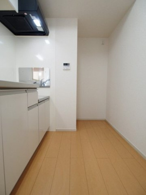 【キッチン】 | シャトーウインザー