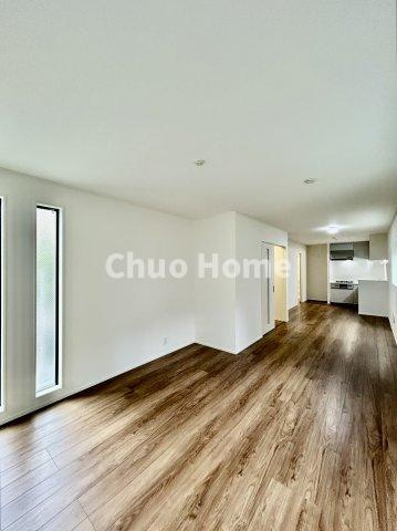 葛飾区青戸8丁目新築分譲住宅の居間・リビング|居間リビング