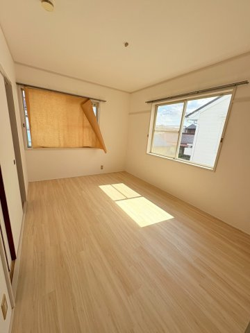 シャーウッドＭＩの洋室