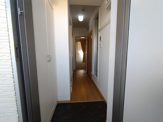 レオパレスＦｏｒ　ｙｏｕの玄関