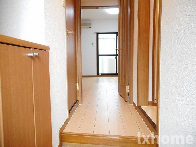 一風館の玄関|明るい玄関です