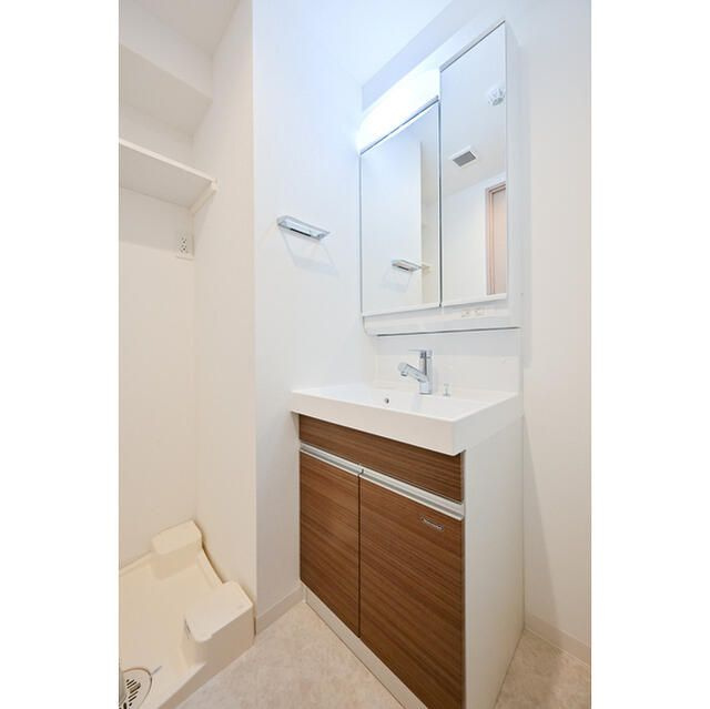 グランカーサ上野松が谷の洗面所