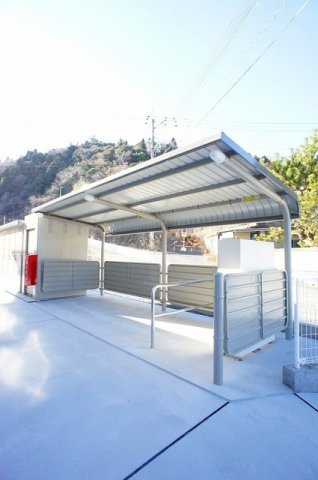 ベル・ファミーユのその他