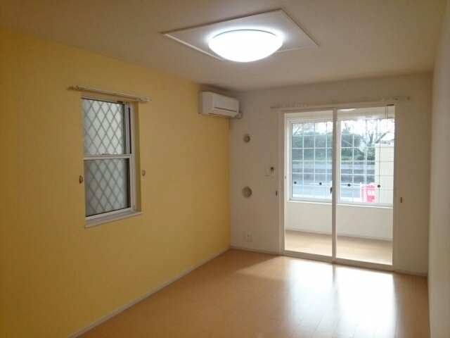 レジデンス　ＳＡＣＬＡの居間・リビング