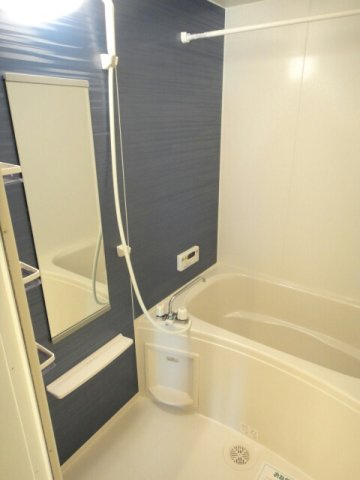 ヴァイオレットの浴室