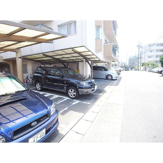 【駐車場】 | ファミールイレブン