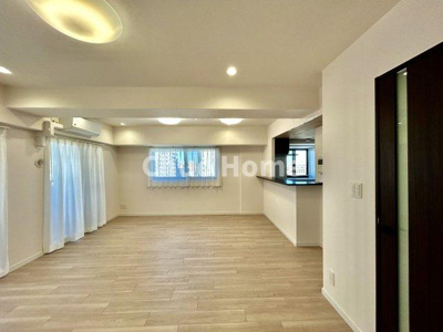 【居間・リビング】 | ラベルティ小岩 | 【リビングダイニング】一日の中で多くの時間を過すことになるリビングダイニングだからこそ、いつも穏やかな空間であることが必然。爽やかな通風と採光を存分に感じる事が出来る空間です。