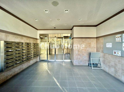 【エントランス】 | ラベルティ小岩 | エントランス