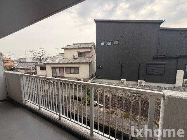 エイト摂津の展望
