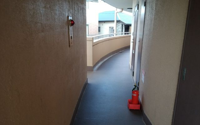 セオコート明石Ⅱ号棟のその他共用部分|共用部もシート貼りなので清潔感バッチリ。