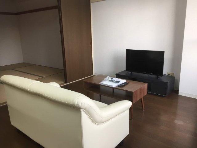 セオコート明石Ⅱ号棟の居間・リビング|おしゃれなリビングです