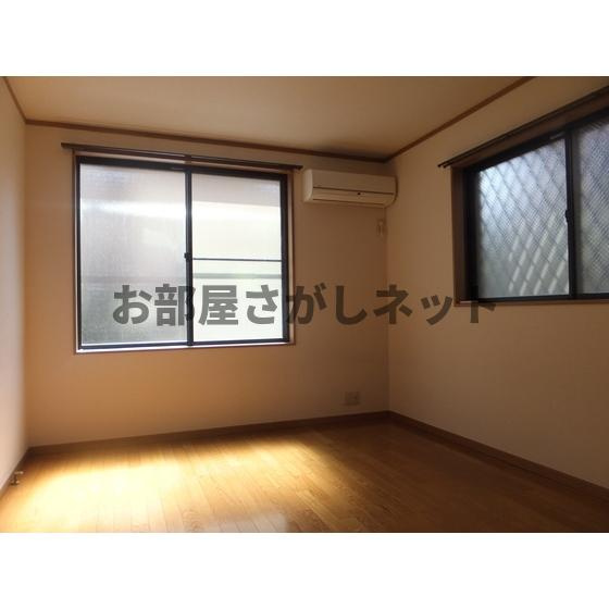 シャンブル目白の居間・リビング