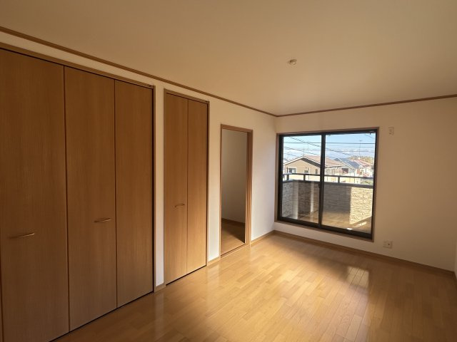 阿南市羽ノ浦町宮倉南浦中古戸建ての洋室