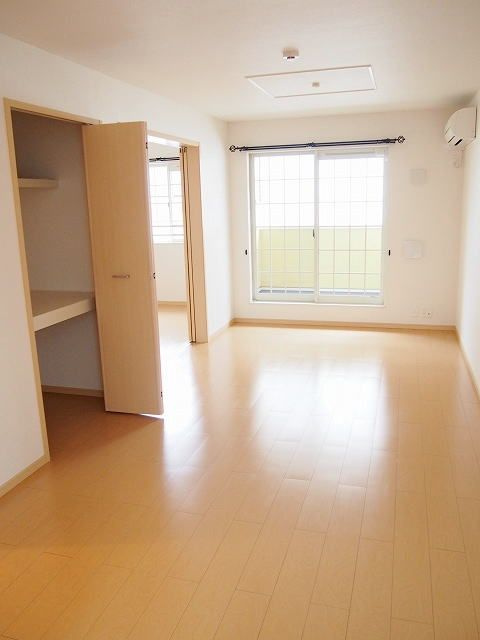 ルーセント・SⅡの居間・リビング