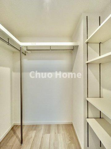 ジョイフル門前仲町第１の収納|ウォークインクローゼット