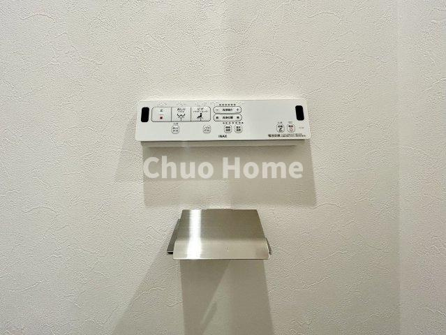 ジョイフル門前仲町第１の内装|【ウォシュレット】清潔に使いたいお手洗いには最適な設備です。もちろんウォームレットも標準装備です。