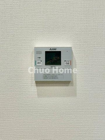 ジョイフル門前仲町第１の発電・温水設備|【給湯リモコン】外での一日を忘れさせてくれるオートバス機能でお好みの湯量・温度に調整された浴槽。