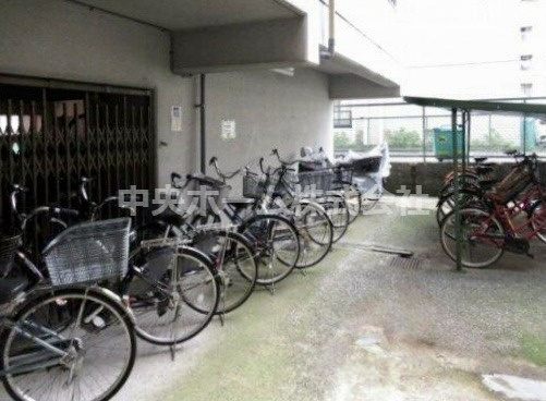 ジョイフル門前仲町第１の駐輪場|【自転車置き場】最新の空き状況や費用などの詳細は担当スタッフまでお問い合わせください。