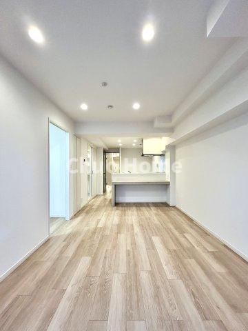 ジョイフル門前仲町第１の居間・リビング|【居間・リビング】「ＬＤＫは家族団らんをデザイン」広いＬＤＫでは家族が集まり一緒の時間を過ごせる工夫がされております。何気ない一日の当たり前のひとコマがいつか一生の宝物になります