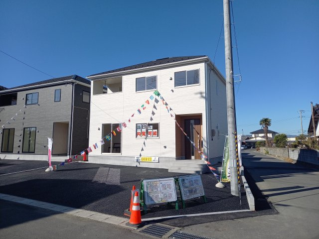 見るだけOK♪【佐糠町第8　全5棟／4号棟】　新築建売住宅　価格を抑えた新邸！の外観|休日は家族みんなで夢のマイホーム探しに出かけてみませんか！（＾＾）♪
お問い合わせは不動産プラスまで☆

