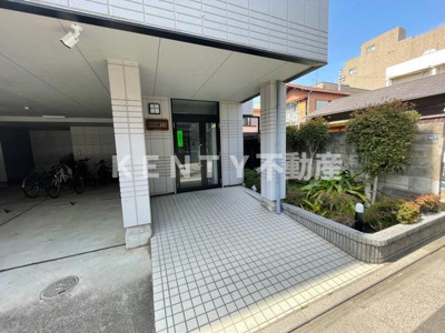 【エントランス】 | メゾン北嶺 | 落ち着いたエントランスです