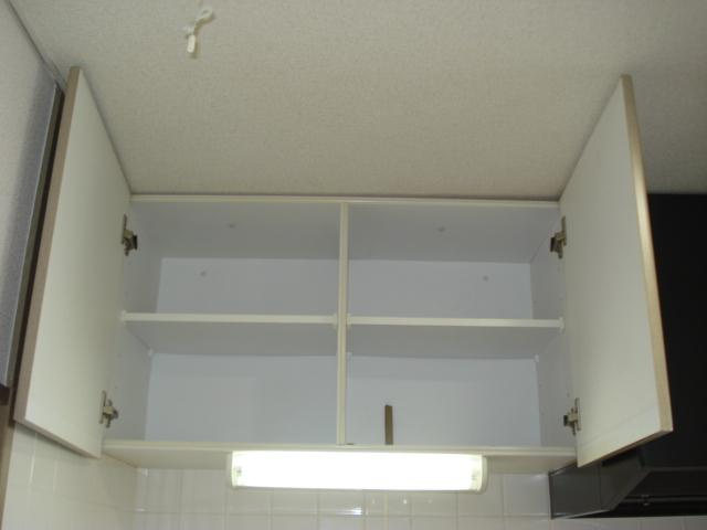 ＳＫファーストのキッチン|吊戸棚