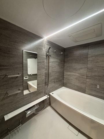 クリオ市谷薬王寺の浴室|コンパクトで使いやすいお風呂です