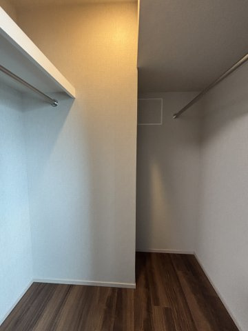 クリオ市谷薬王寺の収納|ウォークインクローゼット