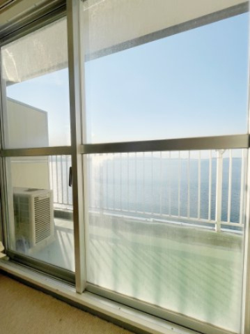 中古マンションのバルコニー|バルコニーからは大きな猪苗代湖が一望できます！季節によって雰囲気を変える猪苗代湖、楽しみです。