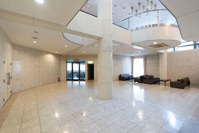 中古マンションのロビー