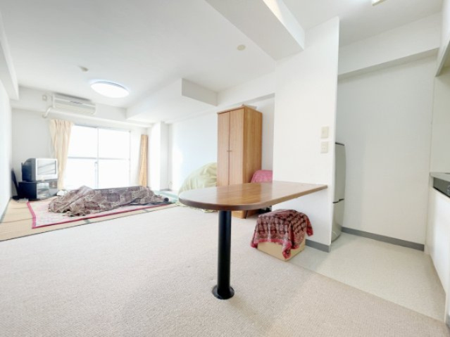 中古マンションの洋室|最上階のお部屋で眺望良好です◎景色が良いのでお部屋からもまったりと気持ち良い時間をお過ごし頂けます。