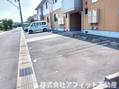【駐車場】 | クレール藤 B棟