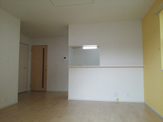 メゾン・ド・アルモニーの居間・リビング