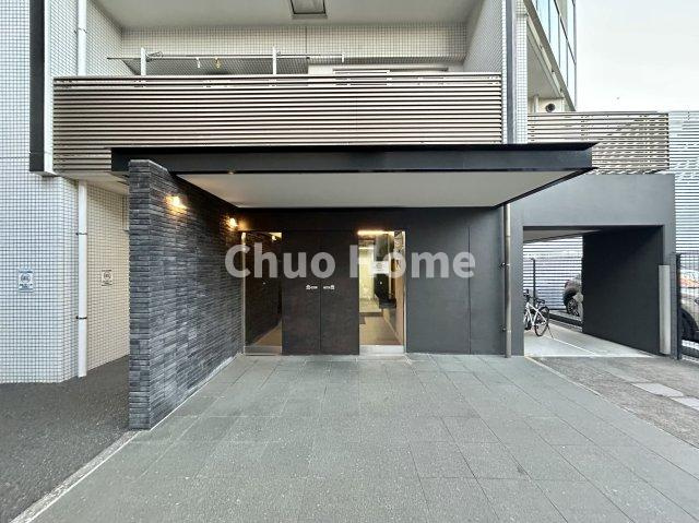 サンクタス南葛西のエントランス|【エントランス】マンションのエントランスは、その物件の印象を決める、顔とも言える場所です。毎日通る場所ですからきれいなのが一番です。