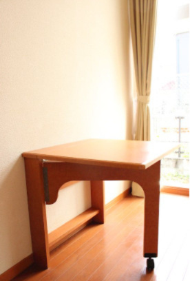 プチ・フルールの設備|折り畳みテーブル（展開時）